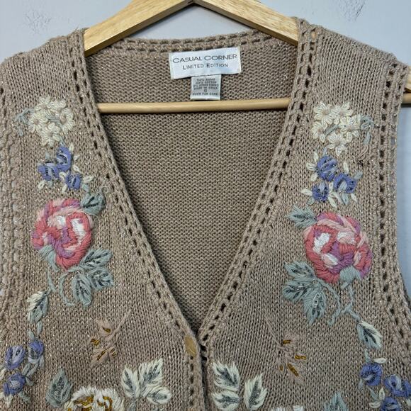 Vintage Casual Corner Vest Floral Embroidered Grannycore Limited Edition Small - Picture 8 of 14
